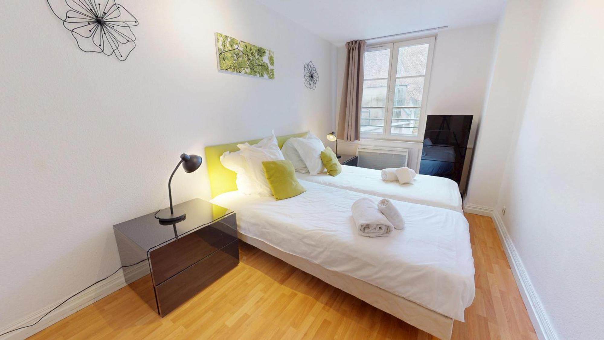 70 M² Strasbourg Appart City Center Zewnętrze zdjęcie